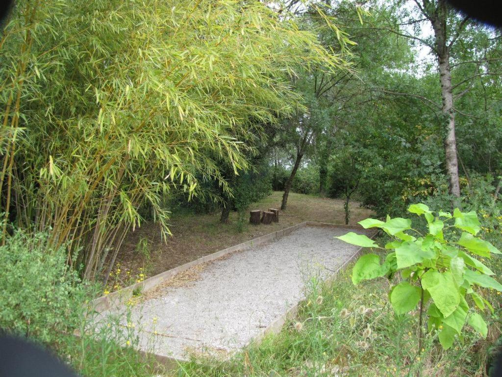 Domaine Du Bois Gite Bleuette Galargues Esterno foto